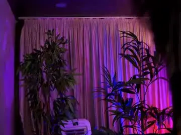 Salmajade  live sex cam