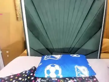 Sweet_milkmaid  live sex cam