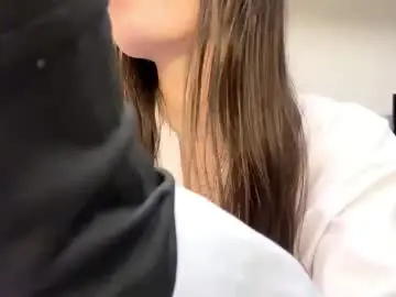 Sweetlea11  live sex cam