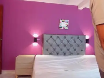 Dulce_valentina1  live sex cam