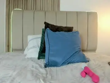 Evasinclaiir  live sex cam