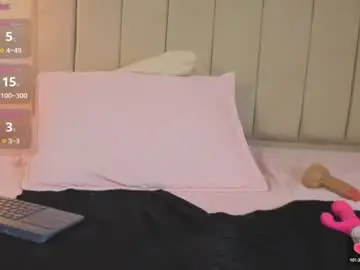 Evasinclaiir  live sex cam