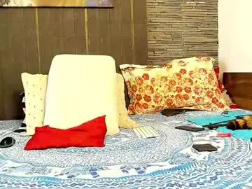 Hot_chocolate4u  live sex cam