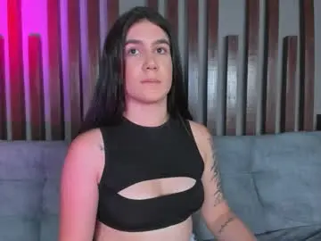 Kloe_bella  live sex cam