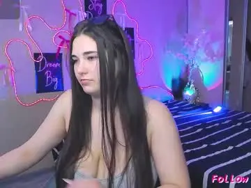Lilyahot68  live sex cam