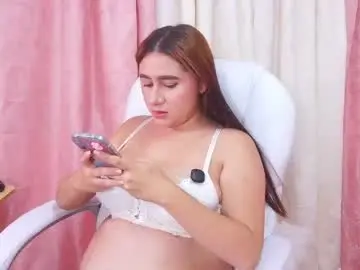 Lovely_julieta  live sex cam