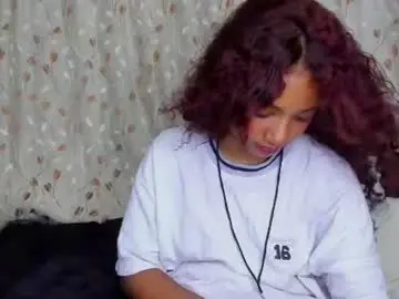 Natzurit  live sex cam