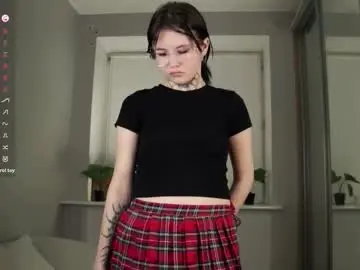 Sweetyoops  live sex cam