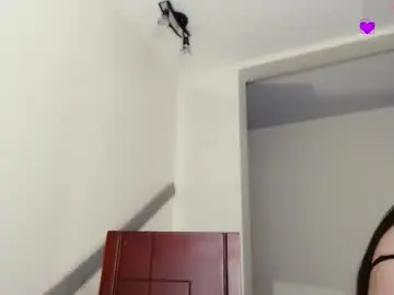 Agatha_dubois4  live sex cam