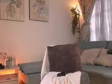 Aisha_bx  live sex cam