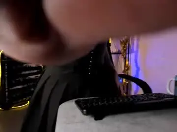 Aphexqueen  live sex cam