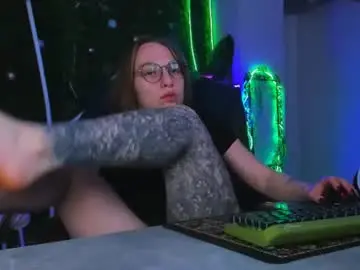 Aphexqueen  live sex cam