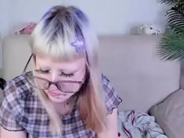 Avery_river  live sex cam