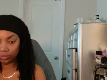 Butterflybootyy  live sex cam