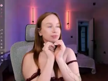 Chloeemonroe  live sex cam