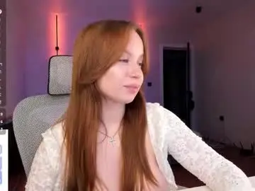 Chloeemonroe  live sex cam