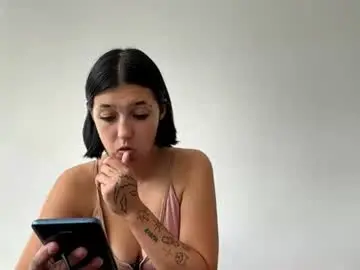 Cutenastyax1  live sex cam