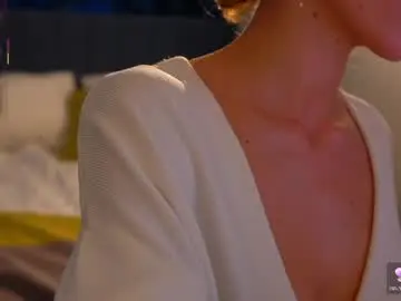 Danielle_thomas  live sex cam