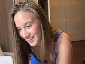 Emi__ly  live sex cam