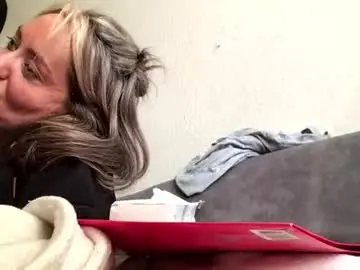 Emilyclear  live sex cam