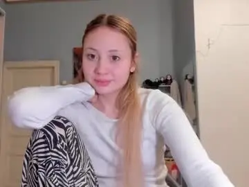 Hippy___  live sex cam