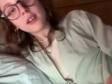 Holydori  live sex cam