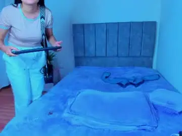 Kiity_420  live sex cam