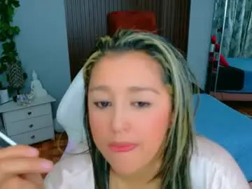 Miss_chantal  live sex cam
