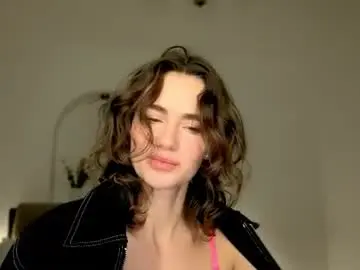 Miss_juliaa_  live sex cam