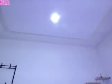 Rous_25  live sex cam