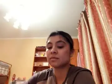 Veroisnojisex  live sex cam