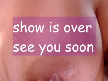 Yourlovelykat  live sex cam
