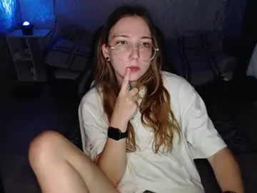 Ameliakamishiro  live sex cam