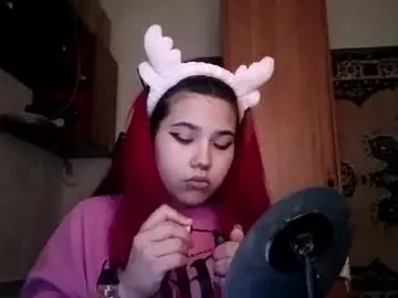 Beverlytraver  live sex cam