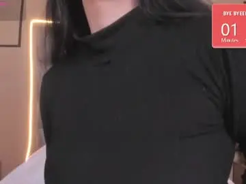 Caylincollins  live sex cam