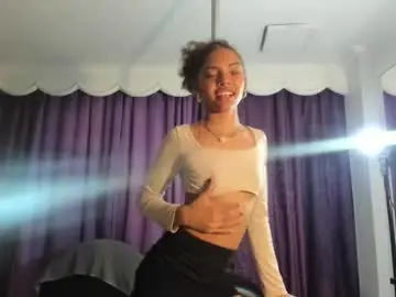 Chloe_foster__  live sex cam