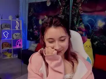 Clarabenson  live sex cam