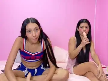 Cuteantonella18  live sex cam