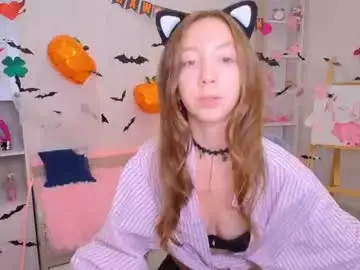 Erotickmonick  live sex cam