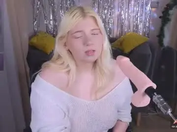 Glowkittenx  live sex cam