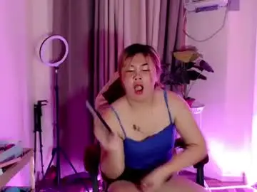 Hottie_yeng69  live sex cam