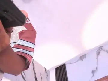 Kandy_bronw  live sex cam