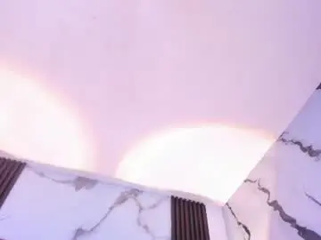 Kandy_bronw  live sex cam