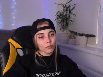 Kittie_bear  live sex cam