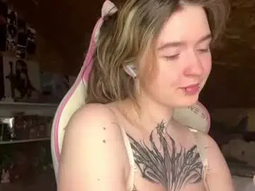 Korialmas  live sex cam