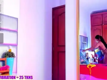 Lovelynickyy  live sex cam