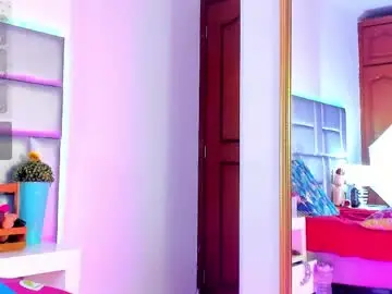 Lovelynickyy  live sex cam