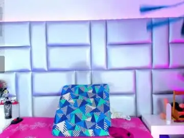 Lovelynickyy  live sex cam