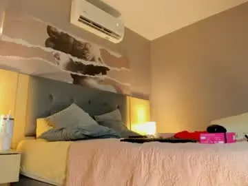 Marilyn_mulata  live sex cam
