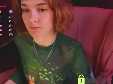 Soft_animal  live sex cam